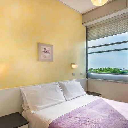 Hotel Ras 3*
