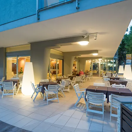Hotel Ras