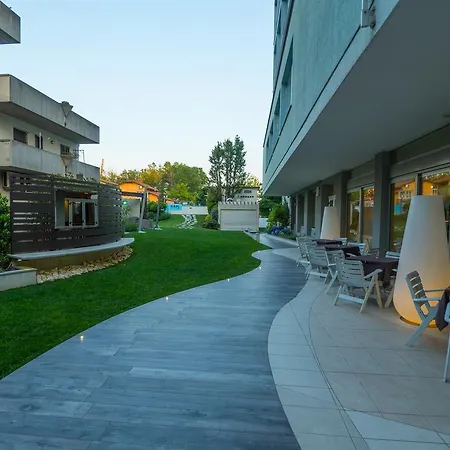 Hotel Ras