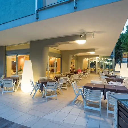 Ras Hotel 3*