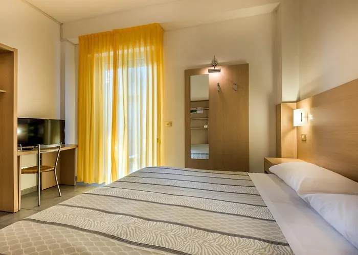 Hotel Ras 3*
