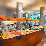 Ras Hotel 3*